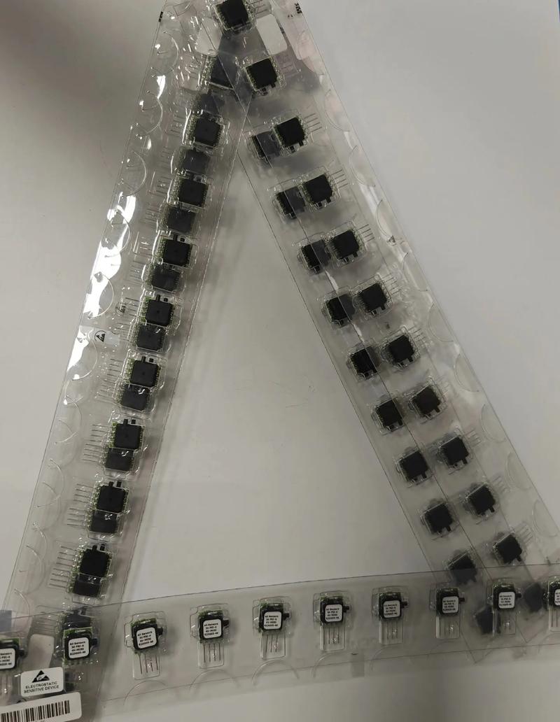 電子元器件